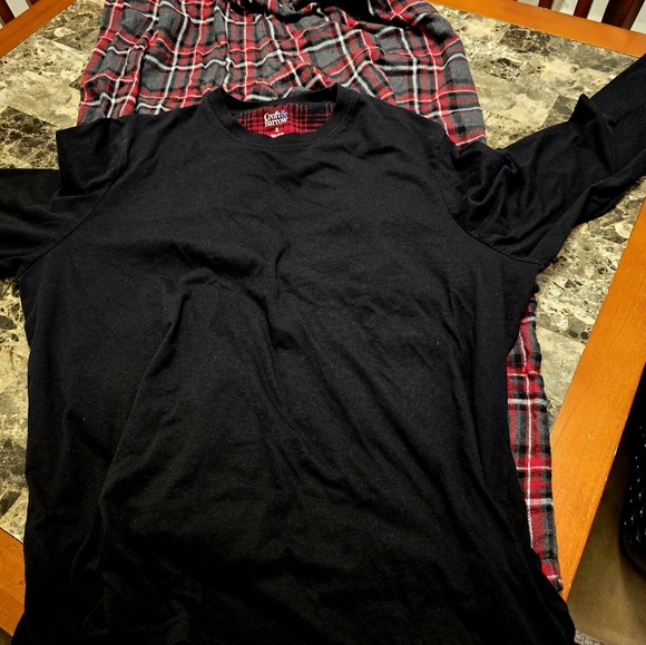 This Croft and Barrel XL Pajama Set - Picture 2 of 2